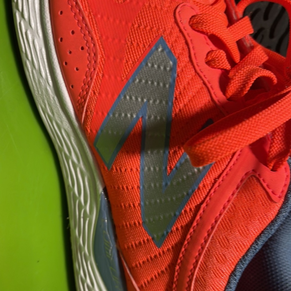 Women’s New Balance Wore One Time Size 9 - image 2